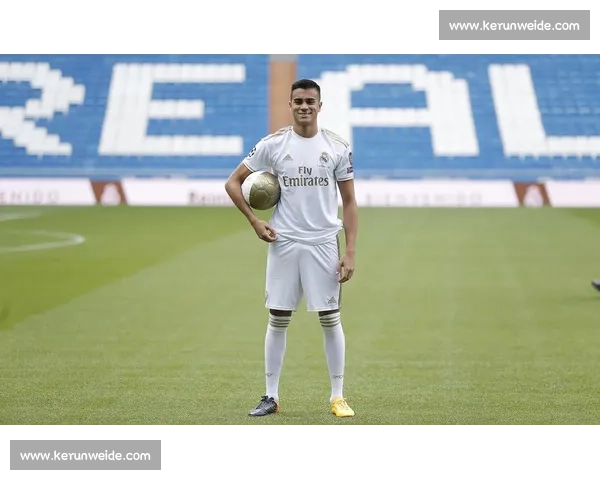 雷尼尔：五年漂泊终返巴西，欧洲豪门的关爱荒漠