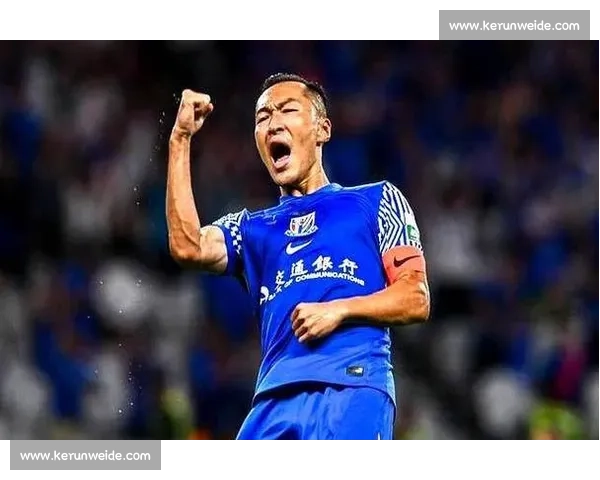 路易斯补时点射绝平！吴曦破门造点 申花 2-2 英博距榜首 2 分