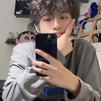 吕小宸